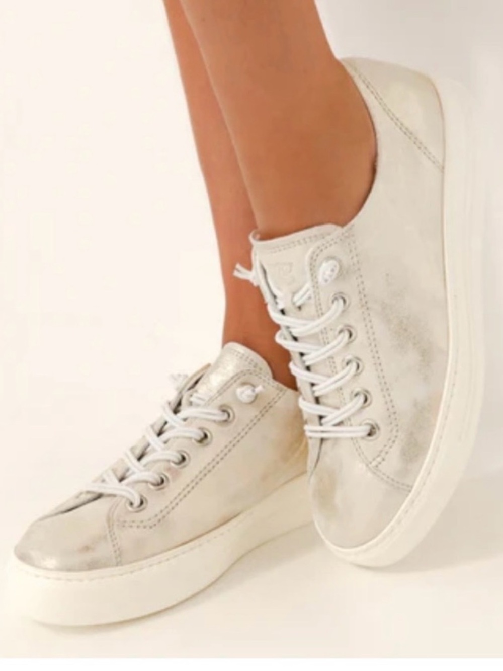 Paul Green Hadley Sneaker in Mineral Metallic Gold